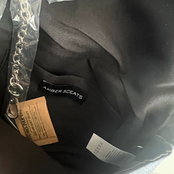 Amber Sceats The Stella Crystal Bag with chain and satin back New - Picture 8 of 12